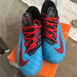 Nike Zoom KD VI -size 11- 626368 466